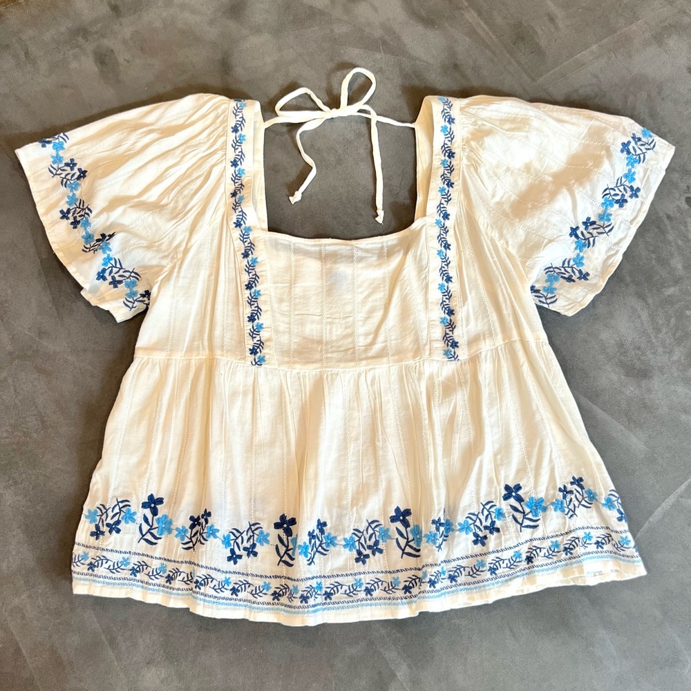 Old Navy Floral Embroidered Smocked Blouse-Size XL